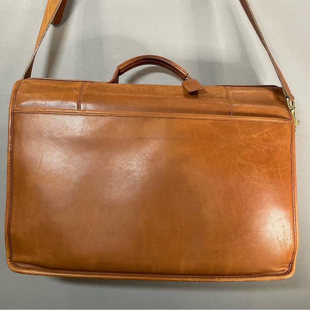 VINTAGE 90s Coach Turnlock Briefcase A8S-0546, British Tan, Brass Hardware - Picture 7 of 16